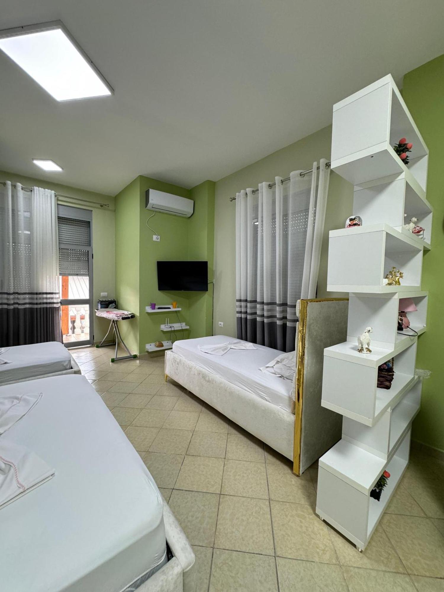 Solei Apartments Saranda Extérieur photo