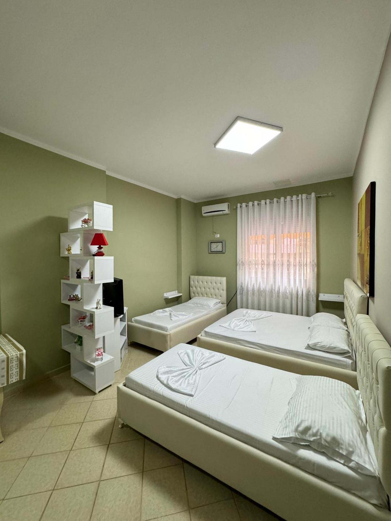 Solei Apartments Saranda Extérieur photo